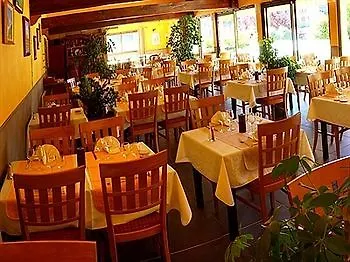 ***  Hotel Murtel La Mure  France